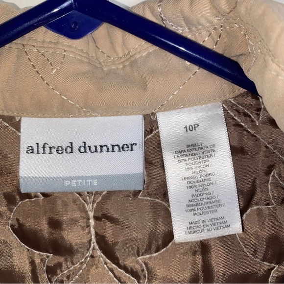 Alfred Dunner Jacket Womens Petite Beige Quilted Classic Grandmacore Luncheon - Picture 8 of 12